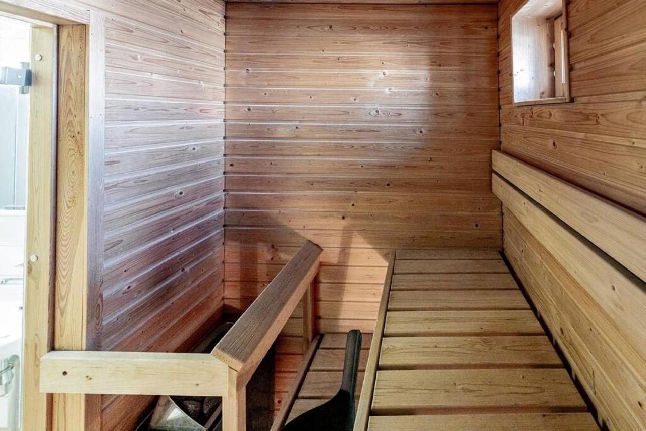Apartment Sleepwell, Leppaevaara, 71M2 With Private Sauna Espoo Buitenkant foto